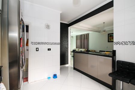Casa de condomínio para alugar com 120m², 3 quartos e 2 vagas Casa de condomínio para alugar com 120m², 3 quartos e 2 vagasCozinha