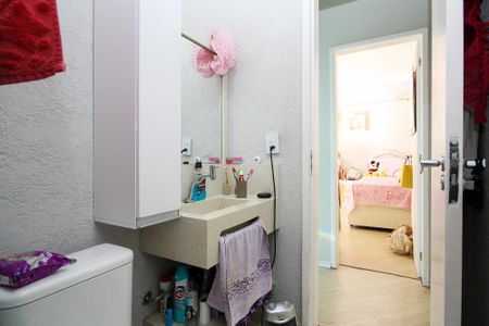 Banheiro de casa de condomínio para alugar com 3 quartos, 120m² em Roselândia, Cotia