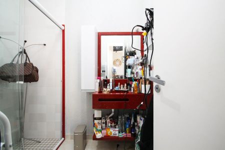 Casa de condomínio para alugar com 120m², 3 quartos e 2 vagas Casa de condomínio para alugar com 120m², 3 quartos e 2 vagasBanheiro Suíte