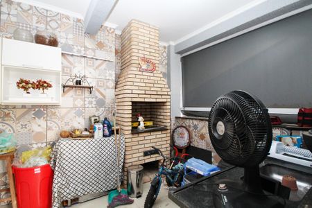 Casa de condomínio para alugar com 120m², 3 quartos e 2 vagas Casa de condomínio para alugar com 120m², 3 quartos e 2 vagasChurrasqueira