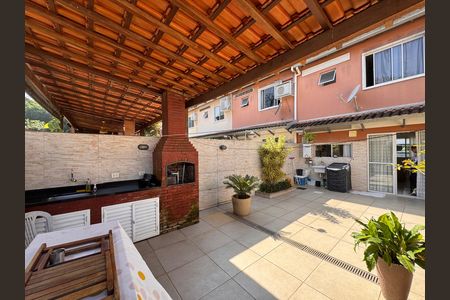 Casa de condomínio para alugar com 84m², 3 quartos e 1 vaga Casa de condomínio para alugar com 84m², 3 quartos e 1 vagaÁrea externa