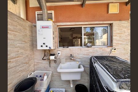 Casa de condomínio para alugar com 84m², 3 quartos e 1 vaga Casa de condomínio para alugar com 84m², 3 quartos e 1 vagaÁrea de Serviço
