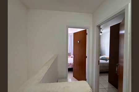 Casa de condomínio para alugar com 84m², 3 quartos e 1 vaga Casa de condomínio para alugar com 84m², 3 quartos e 1 vagaCorredor
