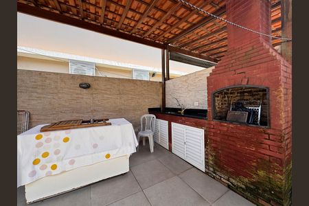 Casa de condomínio para alugar com 84m², 3 quartos e 1 vaga Casa de condomínio para alugar com 84m², 3 quartos e 1 vagaÁrea externa