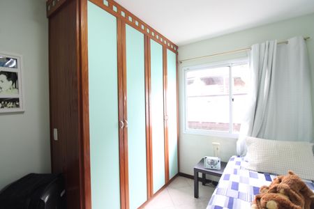 Casa de condomínio à venda com 215m², 4 quartos e 2 vagasQuarto 3