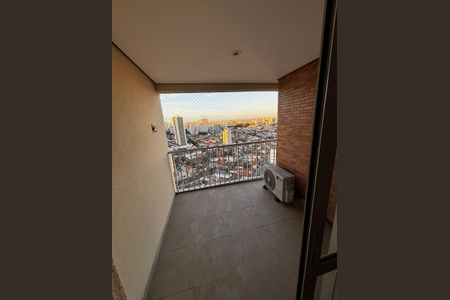 Apartamento para alugar com 64m², 2 quartos e 1 vaga Apartamento para alugar com 64m², 2 quartos e 1 vagaVaranda