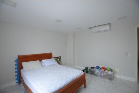 Suíte 3 de apartamento à venda com 3 quartos, 249m² em Vila Valqueire, Rio de Janeiro