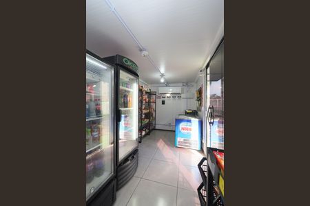 Apartamento para alugar com 49m², 2 quartos e 2 vagas Apartamento para alugar com 49m², 2 quartos e 2 vagasÁrea comum - Minimercado