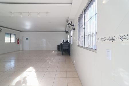 Apartamento para alugar com 49m², 2 quartos e 2 vagas Apartamento para alugar com 49m², 2 quartos e 2 vagasÁrea comum - Salão de festas