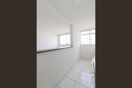 Apartamento para alugar com 49m², 2 quartos e 2 vagas Apartamento para alugar com 49m², 2 quartos e 2 vagasCozinha e Área de Serviço