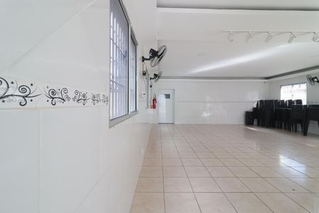 Apartamento para alugar com 49m², 2 quartos e 2 vagas Apartamento para alugar com 49m², 2 quartos e 2 vagasÁrea comum - Salão de festas