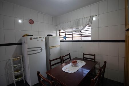 Cozinha  de casa à venda com 3 quartos, 500m² em Vila Albertina, São Paulo