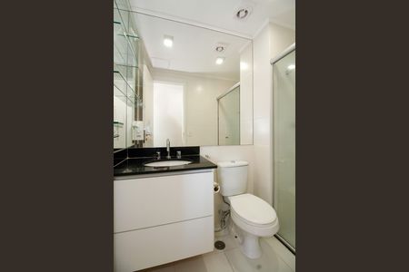 Banheiro da Suíte de apartamento para alugar com 2 quartos, 86m² em Pinheiros, São Paulo