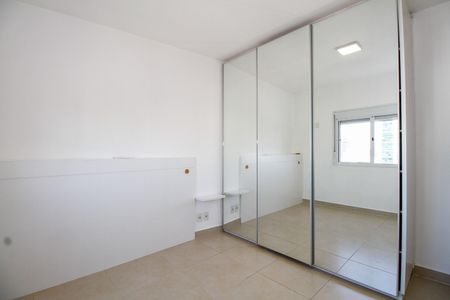 Apartamento à venda com 86m², 2 quartos e 2 vagas Apartamento à venda com 86m², 2 quartos e 2 vagasSuíte