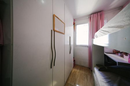 Quarto 2 de apartamento para alugar com 2 quartos, 44m² em Vila Penteado, São Paulo
