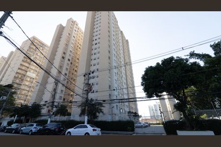Fachada de apartamento para alugar com 2 quartos, 44m² em Vila Penteado, São Paulo