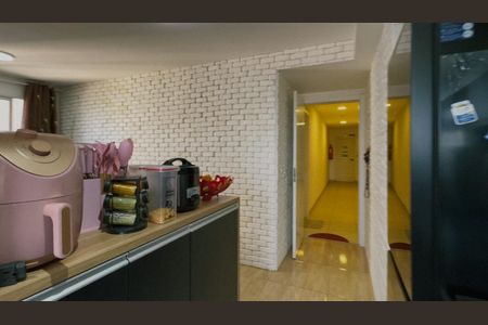 Apartamento para alugar com 44m², 2 quartos e sem vaga Apartamento para alugar com 44m², 2 quartos e sem vagaCozinha e Área de Serviço