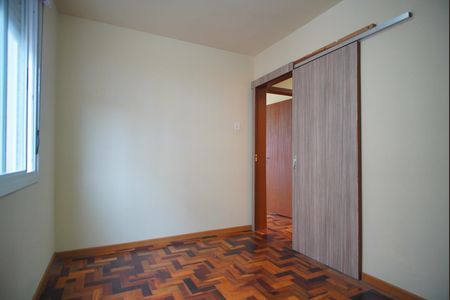Quarto 1 de apartamento à venda com 3 quartos, 70m² em Vila Ipiranga, Porto Alegre