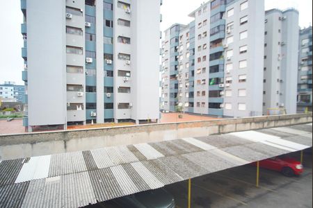 Sala 2 - Vista de apartamento à venda com 3 quartos, 70m² em Vila Ipiranga, Porto Alegre