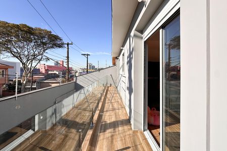 Casa para alugar com 180m², 3 quartos e 2 vagas Casa para alugar com 180m², 3 quartos e 2 vagasSacada das Suítes 1 & 2