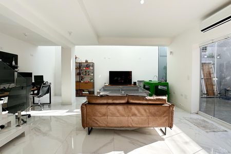 Sala de casa para alugar com 3 quartos, 180m² em Vila Alvinopolis, São Bernardo do Campo