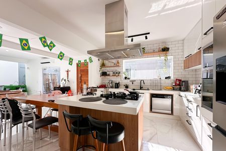 Casa para alugar com 180m², 3 quartos e 2 vagas Casa para alugar com 180m², 3 quartos e 2 vagasCozinha