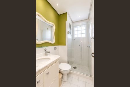 Banheiro 2 de apartamento para alugar com 2 quartos, 80m² em Petrópolis, Porto Alegre