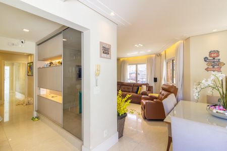 Apartamento à venda com 150m², 3 quartos e 4 vagas Apartamento à venda com 150m², 3 quartos e 4 vagasSala