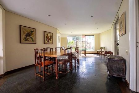 Apartamento à venda com 150m², 3 quartos e 4 vagas Apartamento à venda com 150m², 3 quartos e 4 vagasÁrea comum - Salão de festas