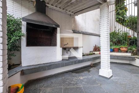Apartamento à venda com 150m², 3 quartos e 4 vagas Apartamento à venda com 150m², 3 quartos e 4 vagasÁrea comum - Churrasqueira