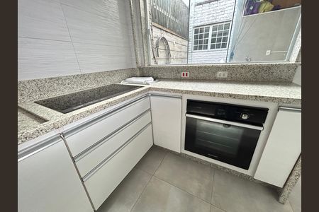 Apartamento à venda com 140m², 3 quartos e 2 vagasCozinha - Armários