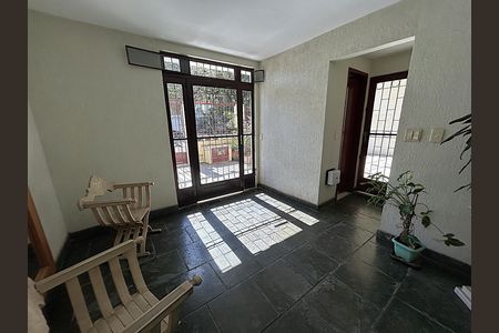 Hall de entrada de apartamento à venda com 3 quartos, 140m² em Vila Valqueire, Rio de Janeiro