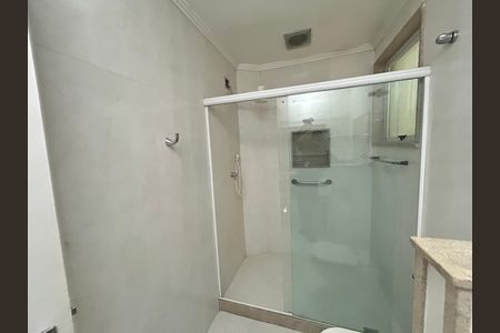 Apartamento à venda com 140m², 3 quartos e 2 vagasBanheiro da Suíte 2