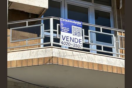 Apartamento à venda com 140m², 3 quartos e 2 vagasFachada + placa