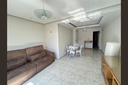 Apartamento à venda com 140m², 3 quartos e 2 vagasSala