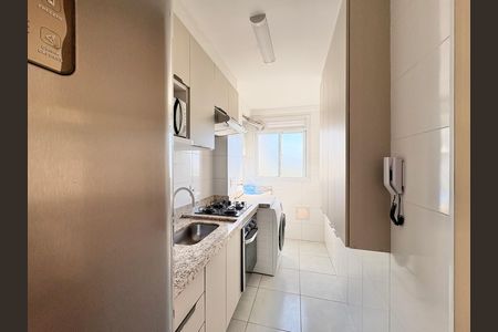 Cozinha de apartamento para alugar com 2 quartos, 48m² em Jardim Iris, São Paulo