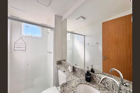 Banheiro de apartamento para alugar com 2 quartos, 48m² em Jardim Iris, São Paulo