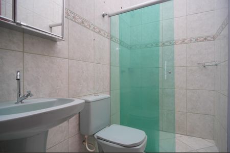 Banheiro social de casa para alugar com 2 quartos, 95m² em Pinheiro, São Leopoldo