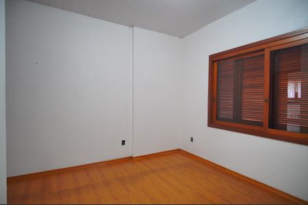 Casa para alugar com 95m², 2 quartos e 2 vagasSuíte