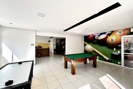 Apartamento à venda com 54m², 2 quartos e 1 vaga Apartamento à venda com 54m², 2 quartos e 1 vagaSalão de jogos