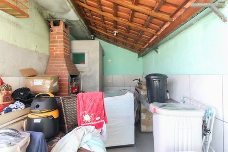 Casa para alugar com 59m², 2 quartos e 2 vagas Casa para alugar com 59m², 2 quartos e 2 vagasÁrea de Serviço