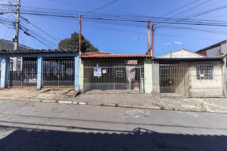 Fachada de casa à venda com 2 quartos, 59m² em Jardim Lajeado, São Paulo