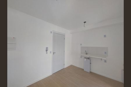 Apartamento para alugar com 28m², 2 quartos e sem vaga Apartamento para alugar com 28m², 2 quartos e sem vagaSala