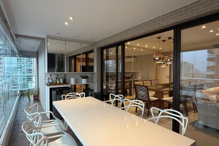 Apartamento para alugar com 148m², 3 quartos e 2 vagasVaranda da Sala e Suíte 1