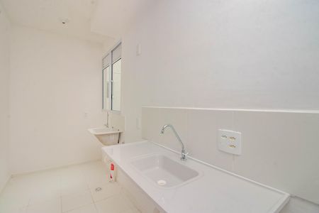 Apartamento para alugar com 42m², 2 quartos e 1 vaga Apartamento para alugar com 42m², 2 quartos e 1 vagaCozinha e Área de Serviço