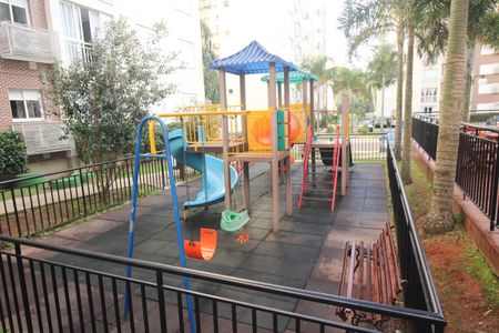 Apartamento para alugar com 57m², 2 quartos e 1 vaga Apartamento para alugar com 57m², 2 quartos e 1 vagaÁrea comum - Playground