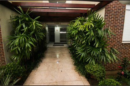 Apartamento para alugar com 57m², 2 quartos e 1 vaga Apartamento para alugar com 57m², 2 quartos e 1 vagaÁrea comum - Hall de entrada