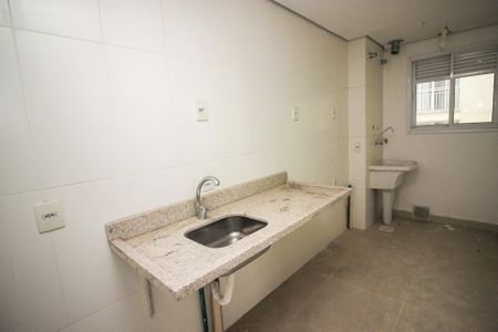 Apartamento para alugar com 57m², 2 quartos e 1 vaga Apartamento para alugar com 57m², 2 quartos e 1 vagaCozinha e Área de Serviço