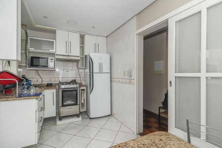 Cozinha de apartamento para alugar com 2 quartos, 87m² em Bom Fim, Porto Alegre