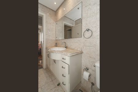 Banheiro de apartamento para alugar com 2 quartos, 87m² em Bom Fim, Porto Alegre